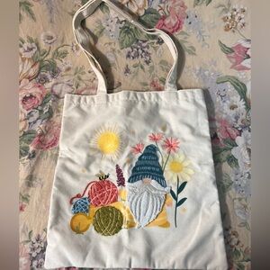 Embroidered canvas bag gnome